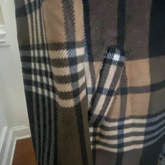 Ellen Reyes Woman Wrap Style Coat Black Tan Cream Plaid Collared Fleece L - Picture 9 of 16
